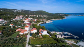 3* Stone House Dora for 5 guests, Pašman Island